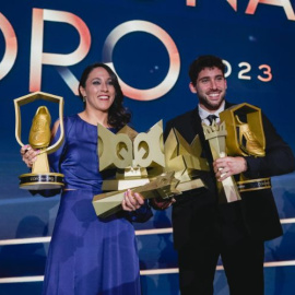 Roger Carbó y Mapi Vilas en los premios Corona de Oro. Foto: Kosmos.