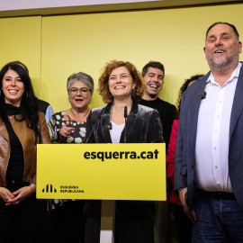 La candidatura de Militància Decidim, a la seu d'ERC, amb Oriol Junqueras i Elisenda Alamany