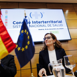 La ministra de Sanidad, Mónica García, durante el pleno del Consejo Interterritorial del Sistema Nacional de Salud (CISNS), en la sede del Ministerio de Sanidad, en Madrid (España).