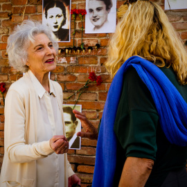 Marisa Paredes durante el rodaje del documental 'Las cartas perdidas', una foto de archivo.