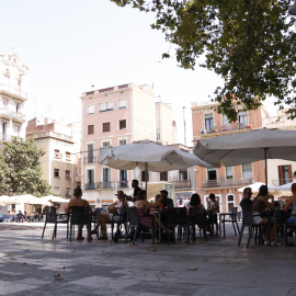 Terrasses a la plaça del Sol, al barri de Gràcia de Barcelona.