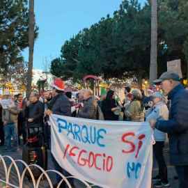 Una de las masivas concentraciones vecinales en protesta por la privatización del parque