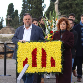 La direcció d'ERC, amb Oriol Junqueras i Elisenda Alamany al capdavant, en l'homenatge a Macià.