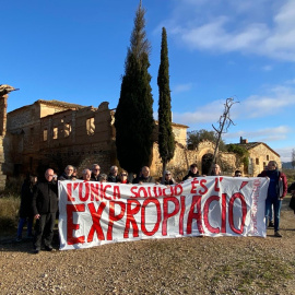 Un grup de persones demana l'expropiació de la Casa de Vallmanya, Cal Macià