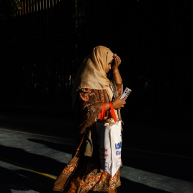 Una mujer durante la Fiesta del Cordero en el Parque Casino de la Reina, a 16 de junio de 2024, en Madrid (España). Imagen de archivo.