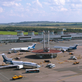 Imagenes de archivo del aeropuerto de Pulkovo en San Petersburgo, Rusia.