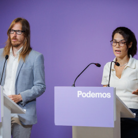 Pablo Fernández e Isa Serra, portavoces de Podemos, en una imagen de archivo.