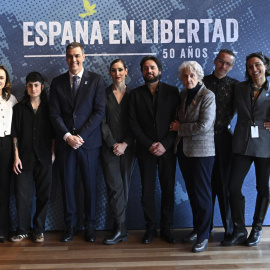 Pedro Sánchez posa, durante el primer acto por el 50 aniversario de la muerte de Franco.