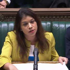 Imagen de Tulip Siddiq extraída de un vídeo de una intervención en el Parlamento