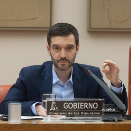 El ministro de Derechos Sociales, Consumo y Agenda 2030, Pablo Bustinduy, en una rueda de prensa, a 21 de noviembre de 2024.