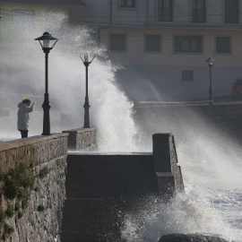 Imágenes de los efectos de la borrasca Herminia en Muxía, A Coruña, el 27 de enero de 2025.