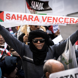 Varias personas durante una manifestación por la autodeterminación del Sahara Occidental el pasado mes de noviembre en Madrid.