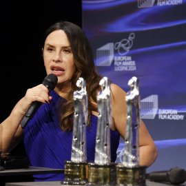 Karla Sofia Gascon en la ceremonia de entrega de los 37º Premios del Cine Europeo 2024, a 7 de diciembre de 2024, en Lucerna.