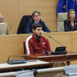 Mohamed Houli Chemlal, un dels dos terroristes supervivents, compareix a la comissió d'investigació al Congrés dels Diputats