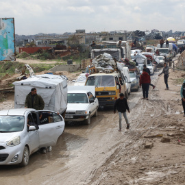 Palestinos vuelven a sus casas en Gaza, a 12 de febrero de 2025.