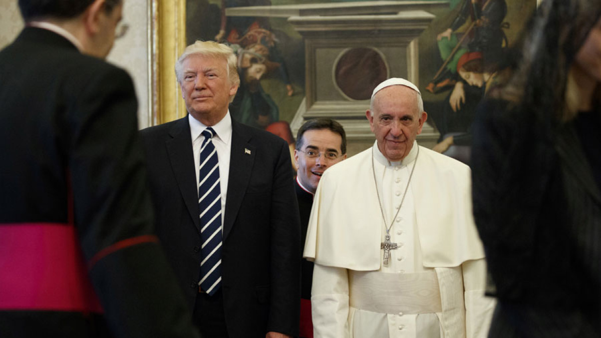 El Papa pide a Trump que sea un "instrumento de paz" | Público