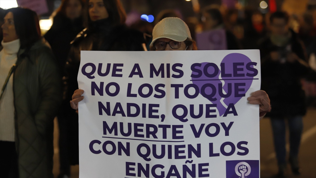 Detienen a un hombre por agredir y secuestrar a su pareja, sobre la que ...