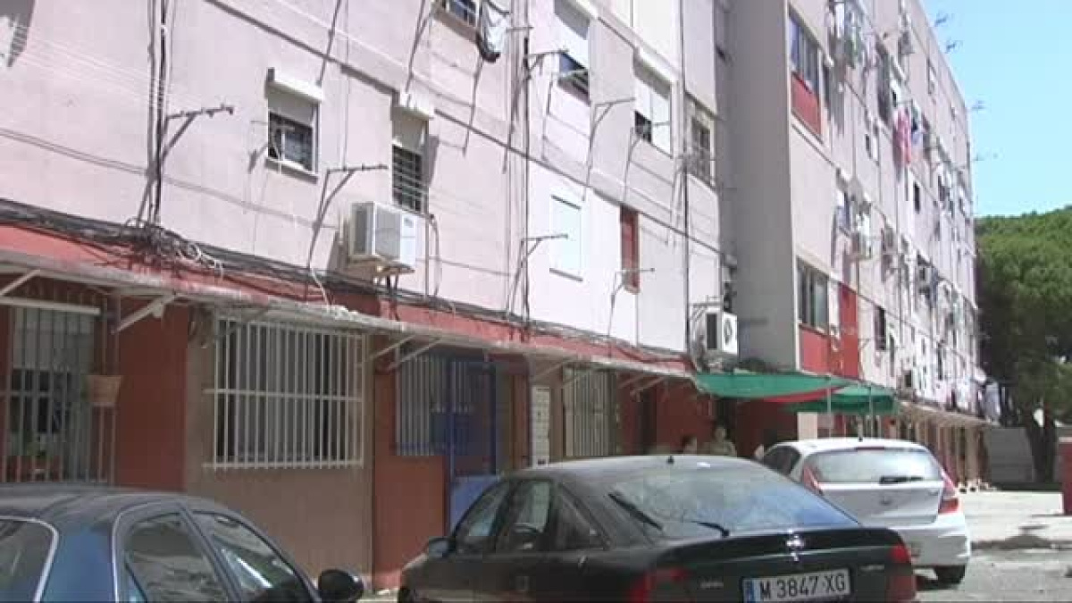 Una mujer denuncia al hombre al que acogió por quedarse con su casa ...