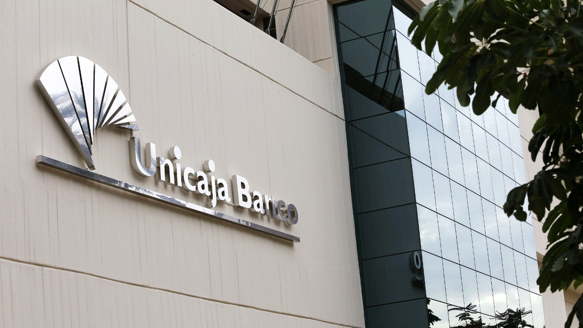 Unicaja no descarta un nuevo ajuste de la plantilla tras la caída del ...