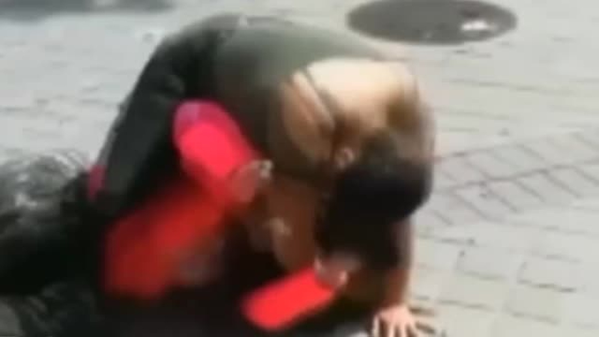 Detenidas dos menores por agredir a una excompañera de instituto de 14 ...