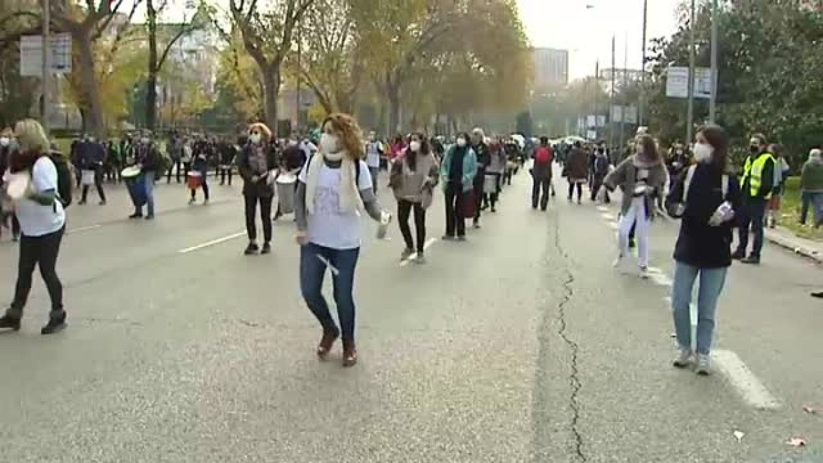 Miles de personas salen a la calle en Madrid para reivindicar la ...
