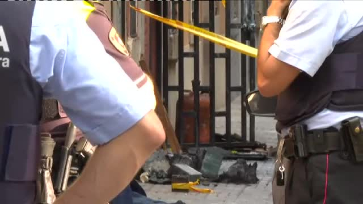 Tres muertos y un herido grave en un incendio en la Barceloneta | Público