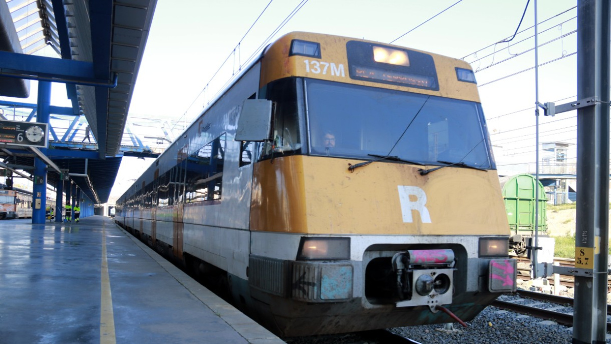 Entra en servei la nova línia de tren RL4 entre Lleida i Terrassa que ...
