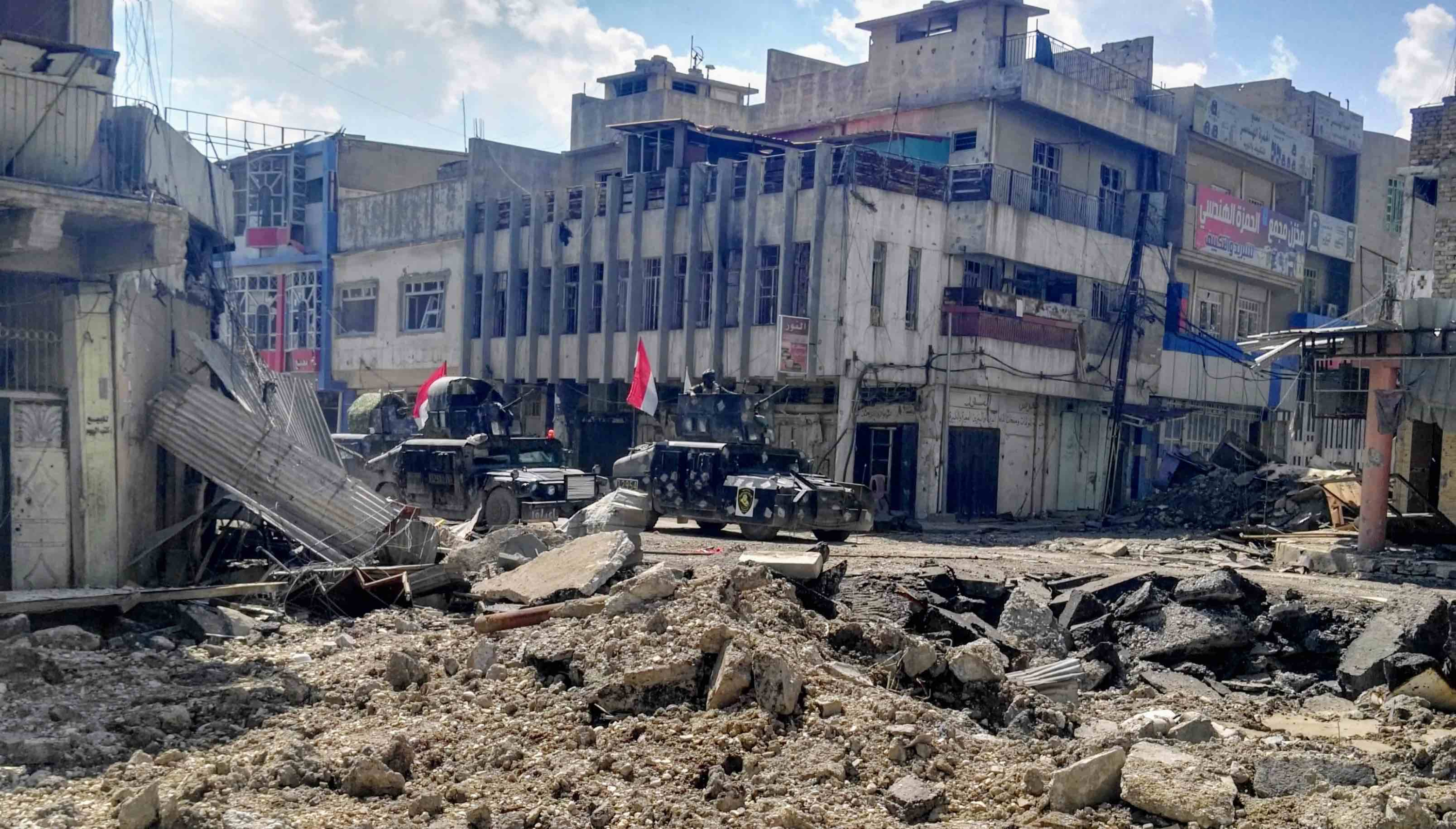 La vida en primera línea de guerra. [Capítulo 4 de La Batalla por Mosul ...