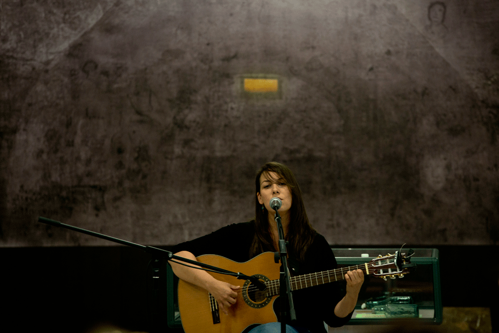 Lucía Sócam en un concierto en el Fuerte de San Cristóbal