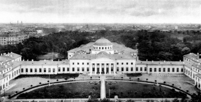 Palacio Táuride y sus jardines a comienzos del siglo XX.