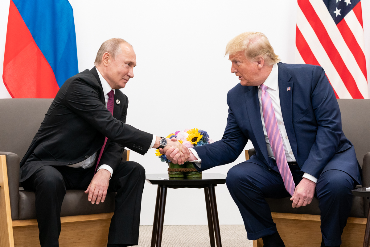 El plan de paz de Trump favorece a Rusia, acorrala a Ucrania y humilla ...